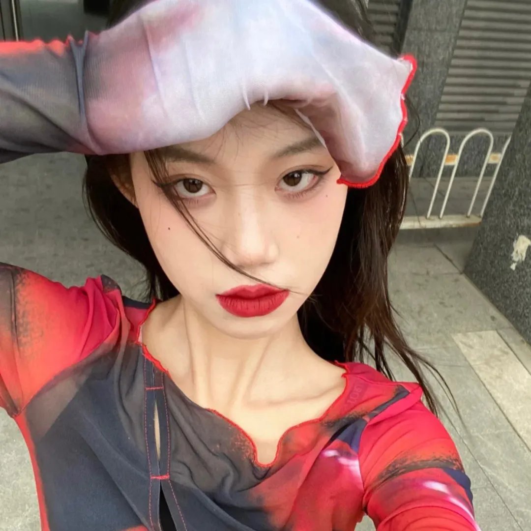 梦向楼心灯火归